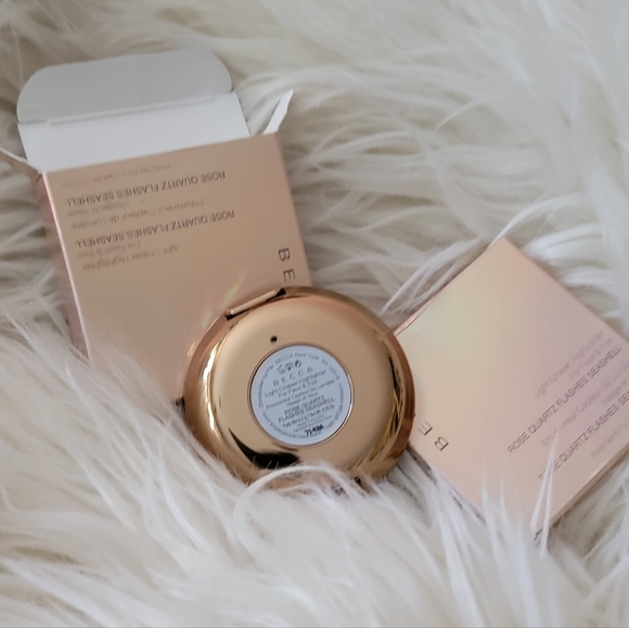 COPY - NIB BECCA Light Chaser Highlighter For Face and Eye. Two Available - Picture 2 of 7